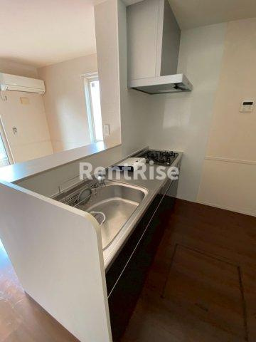 フォレスト九西のキッチン|収納