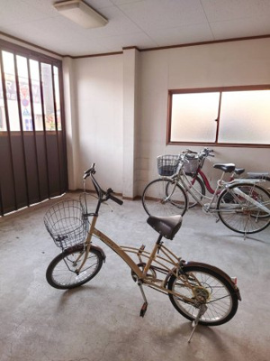 【その他共用部分】 | 吉田ビル | 自転車　バイク置き場