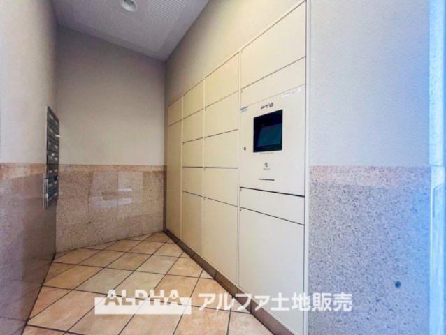 レクセルマンション福生第二の設備|【Delivery Box】
◆宅配ボックス◆通販を利用するのがスタンダードな昨今、生活には欠かせない装備のひとつとなりました。