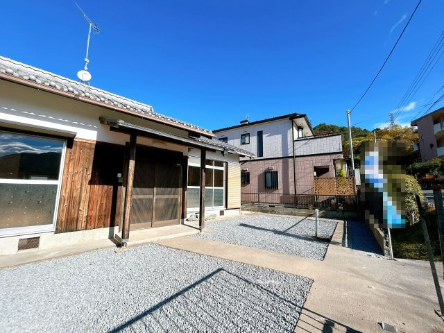 野洲市小篠原　中古戸建|【リフォーム中】現地外観別角度