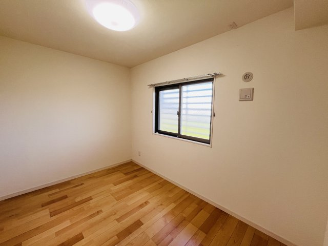 サンヒルズ和の洋室