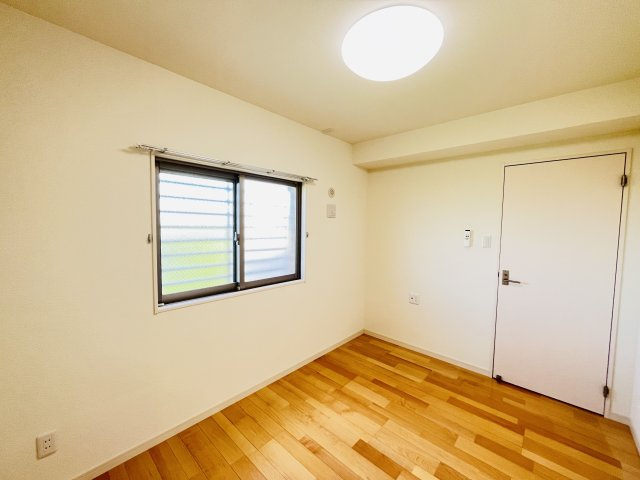 サンヒルズ和の洋室