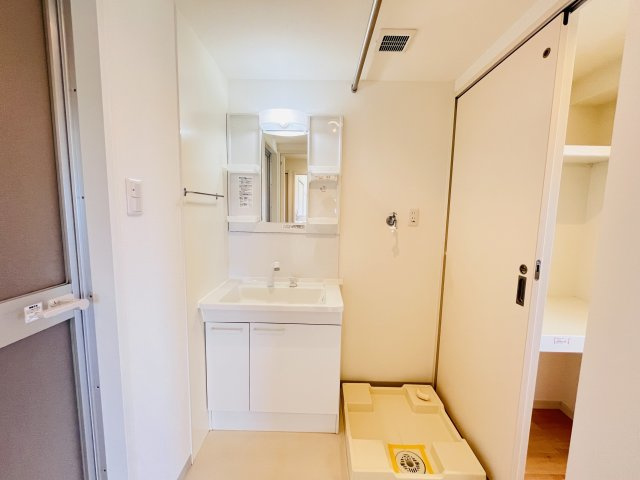 サンヒルズ和の洗面所