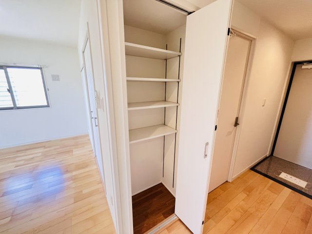 サンヒルズ和の収納