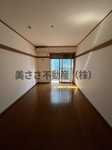 【居間・リビング】 | オオサワハイツ | ～内見可能です～