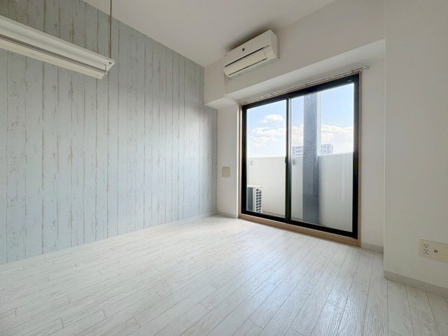 ウインズコート新大阪2の居間・リビング