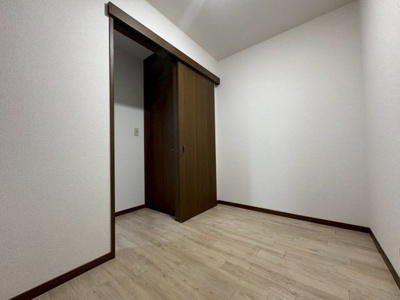 【洋室】 | 吹田市原町３丁目貸家