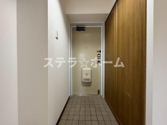 セントラルステージ千里Ⅰ番館の玄関|明るい玄関です