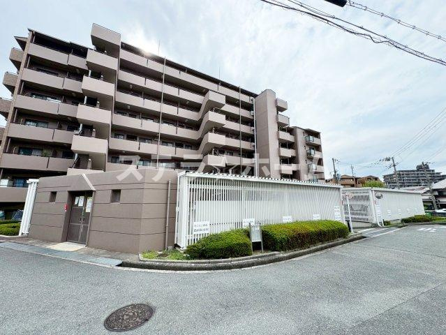 セントラルステージ千里Ⅰ番館の外観|おしゃれな外観です