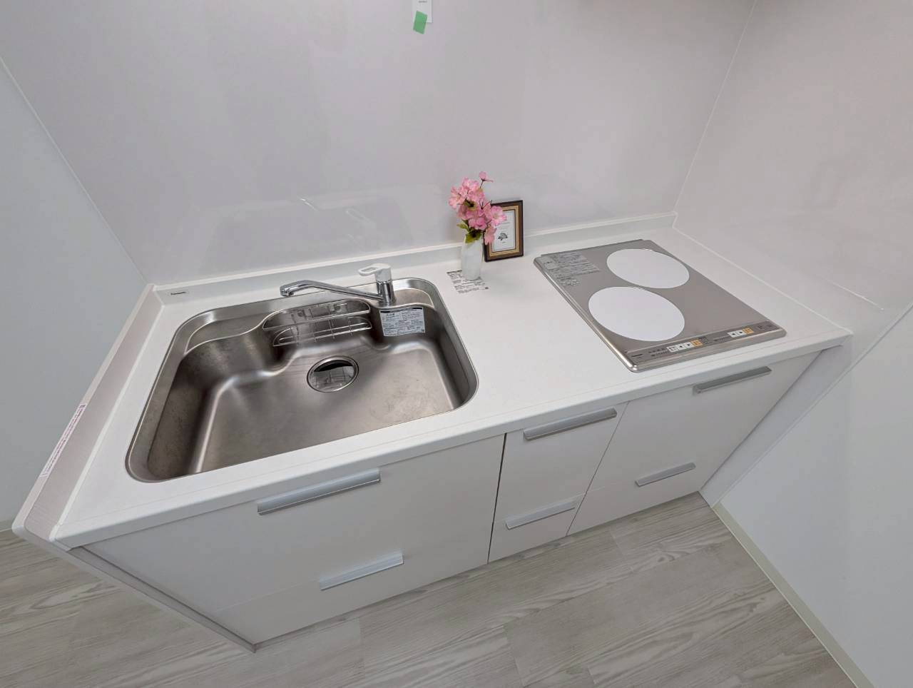 ガーデン花屋敷のキッチン