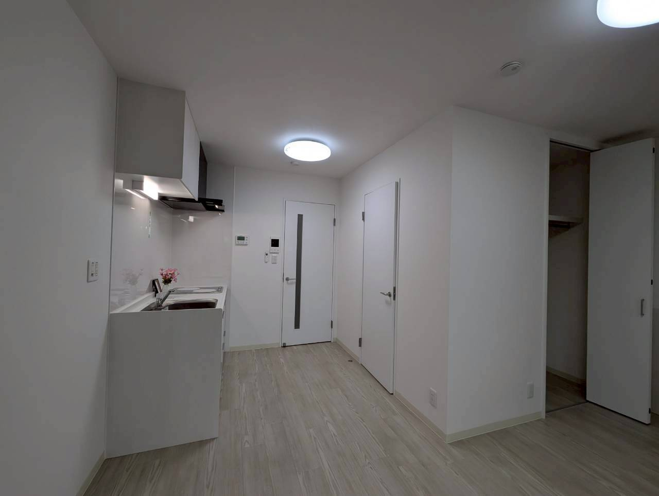 ガーデン花屋敷の居間・リビング