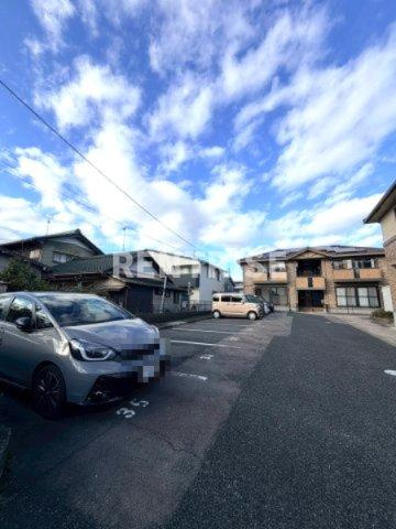 アンソレイユ Ｄの駐車場