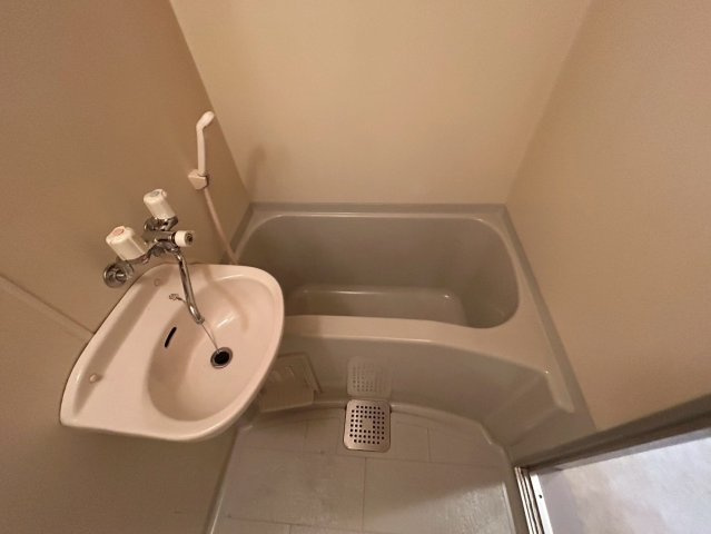 ハイツシグマ2の浴室