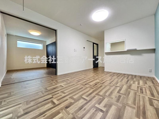 【居間・リビング】 | オルタンシアⅤ | ※同タイプ　別部屋の写真です。