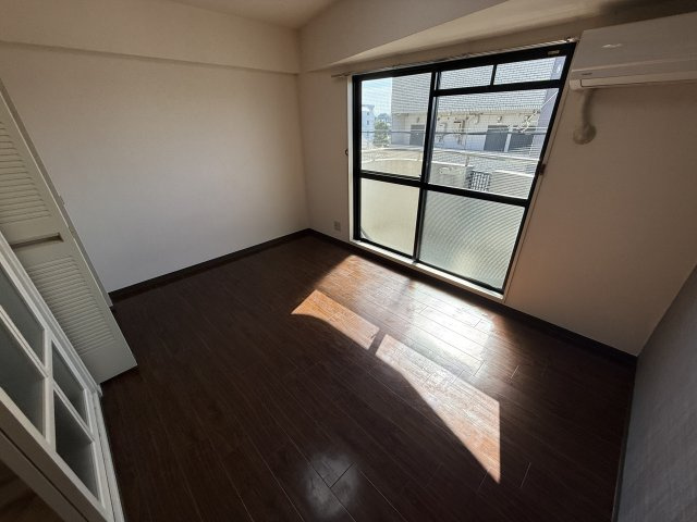 メゾン豊中パート22の居間・リビング