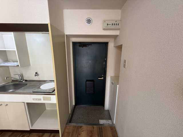 メゾン豊中パート22の玄関