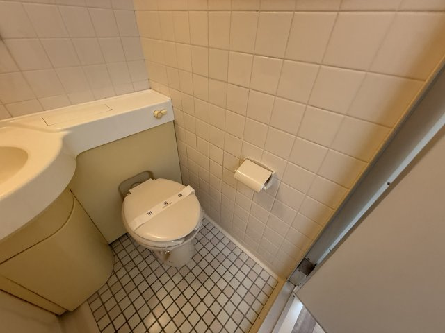 メゾン豊中パート22のトイレ