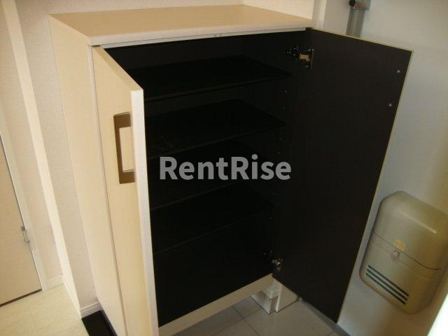 サンパレスⅥ|下駄箱