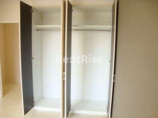 サンパレスⅥの収納|クローゼット