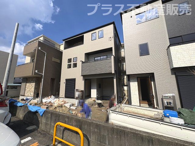 【外観】 | 福岡市博多区南八幡町1丁目　2号棟（全3棟）【仲介手数料無料・0円】 | 現地写真。同じ物件を見るなら、プラス不動産販売にお任せ下さい。