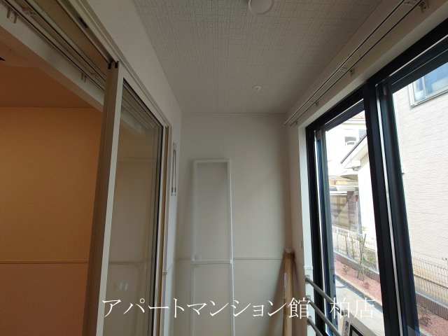 エテルノアルバのバルコニー|同施工会社、同型タイプです
