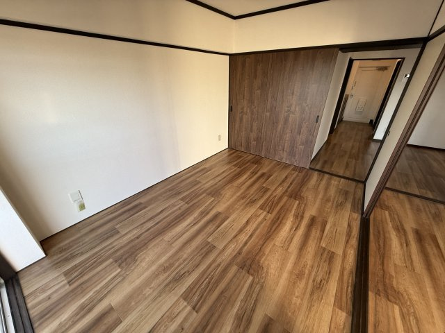 シャトー箕面の寝室