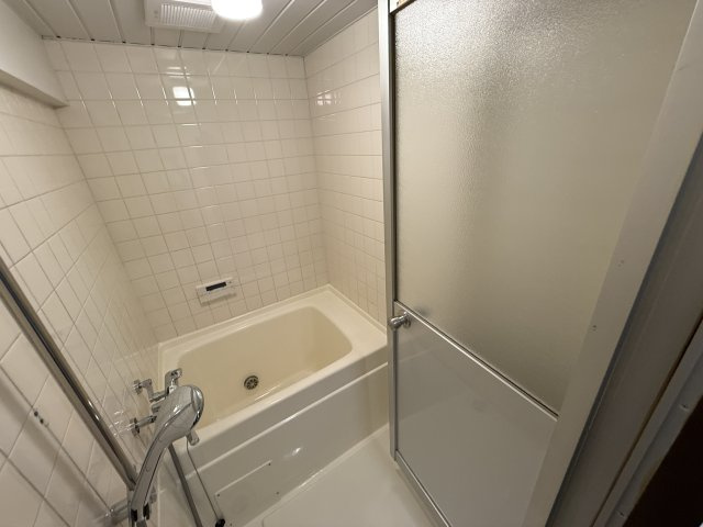 シャトー箕面の浴室