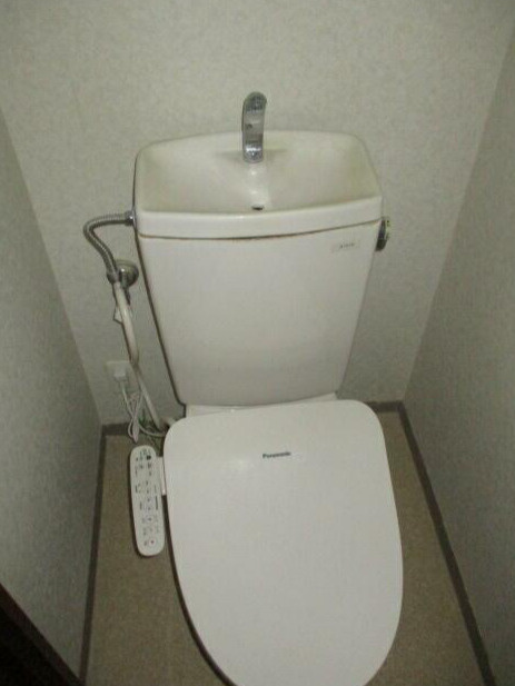 アールヴェール文京白山のトイレ