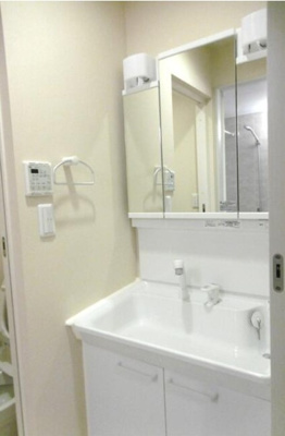 【独立洗面台】 | HESTIA | 毎日の身支度にも便利な独立洗面台(^^)/