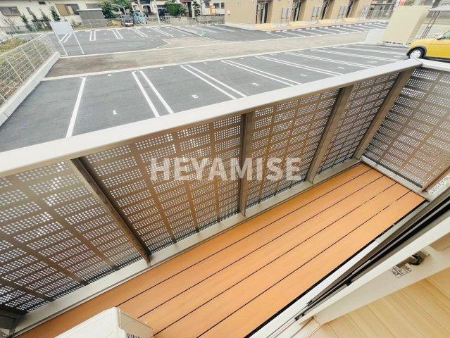 ニューメロウのバルコニー|※室内画像は別号室のもの