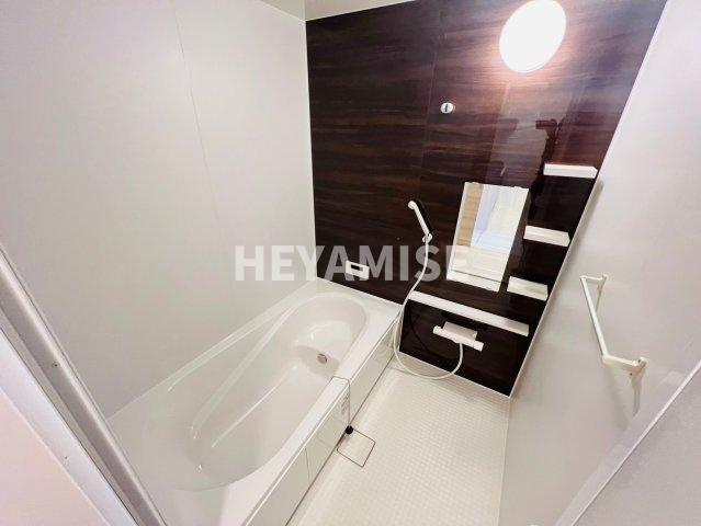 ニューメロウの浴室|※室内画像は別号室のもの