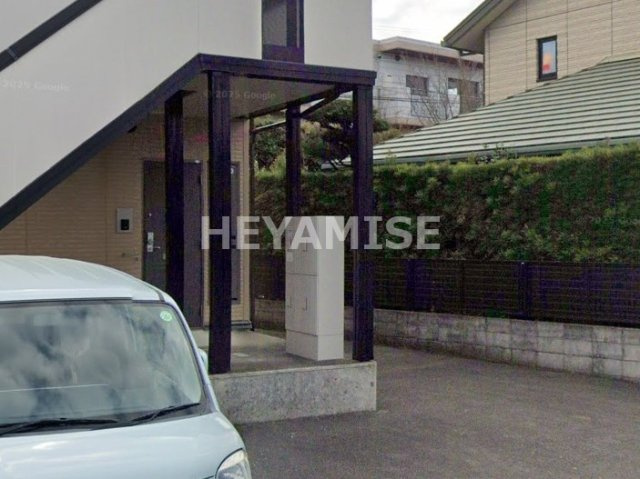 リヴェール大村の玄関