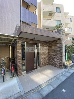 【エントランス】 | 亀十レジデンス