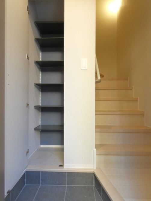 クラウン馬込の玄関