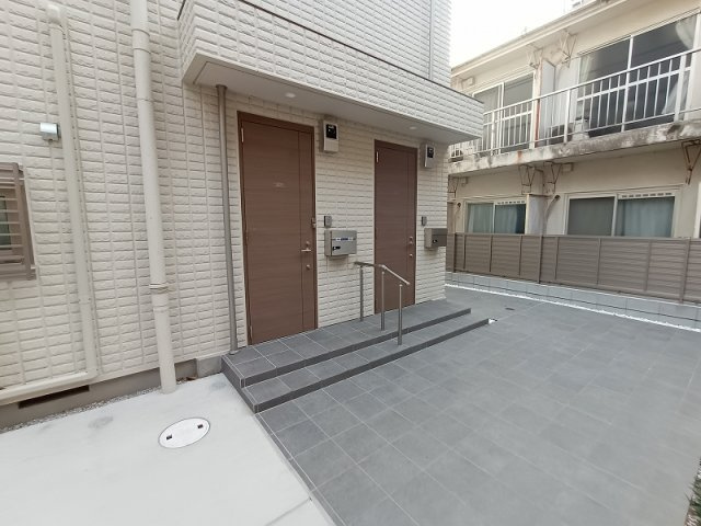 クラウン馬込のエントランス