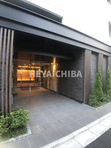 ステージグランデ上野松が谷のエントランス