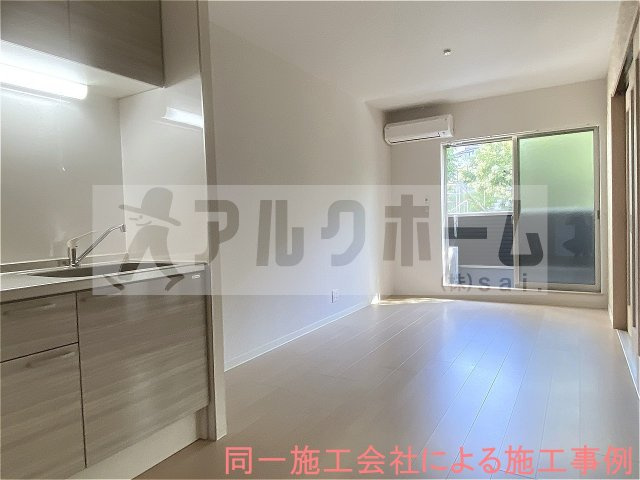 F+style柏原上市の居間・リビング|F＋style柏原上市