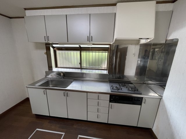 四天木乙1933-18　中古売戸建てのキッチン