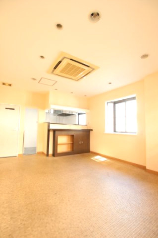 【洋室】 | リン元本郷ハイツ