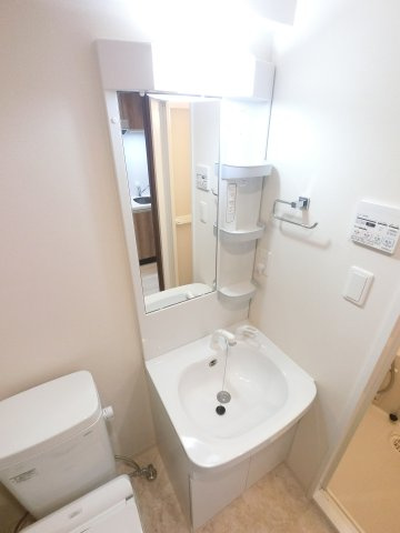 アーバンパーク妙典の独立洗面台