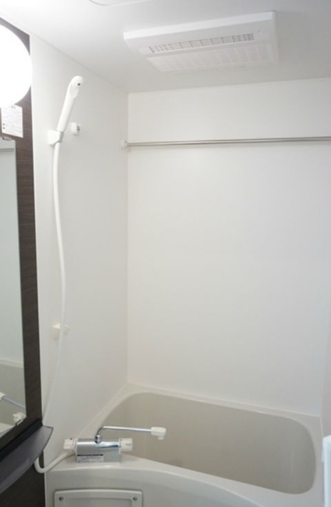 リブリ・サニーサイドの浴室