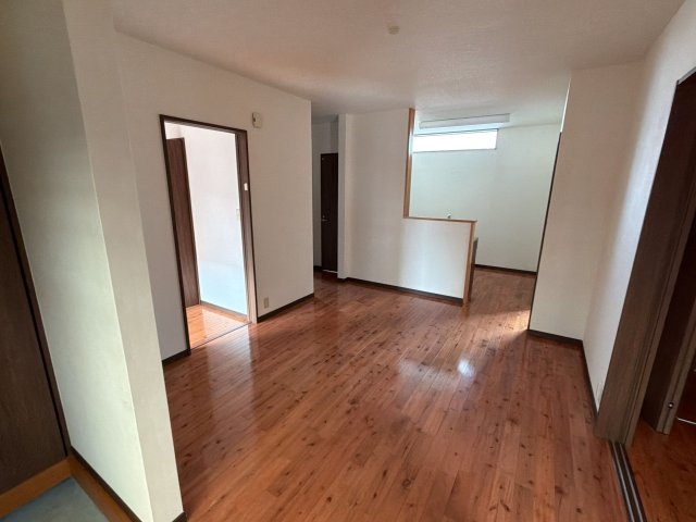 スターハイツの居間・リビング