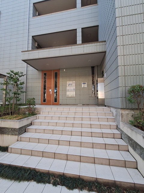 Grandeur. Iのロビー