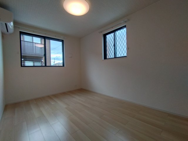 【洋室】 | ベルシャイン　紀三井寺　Ⅱ