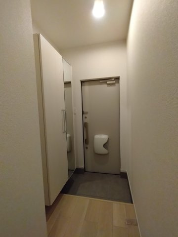 【玄関】 | ベルシャイン　紀三井寺　Ⅱ