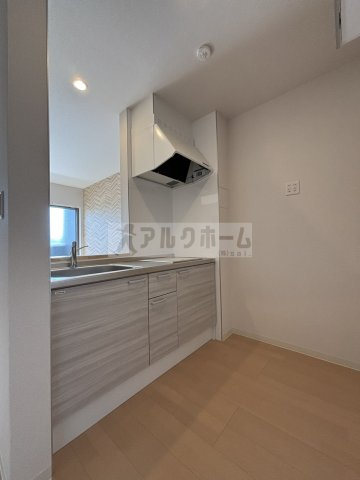 F+style柏原上市のキッチン