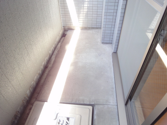 KAISEI神戸海岸通のバルコニー