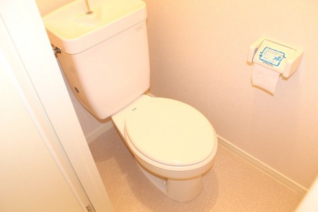 江川マンションのトイレ