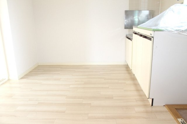 江川マンションの居間・リビング