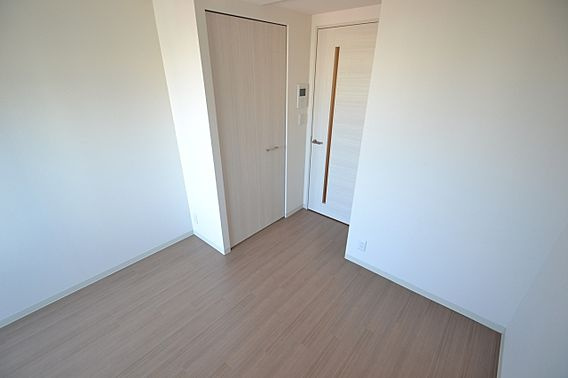 プレサンス三宮エレガンシアの居間・リビング